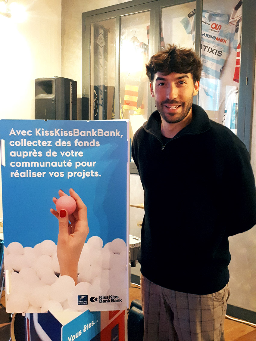 Maxime Larouy a eu recours à KissKissBankBank pour financer son projet théâtral