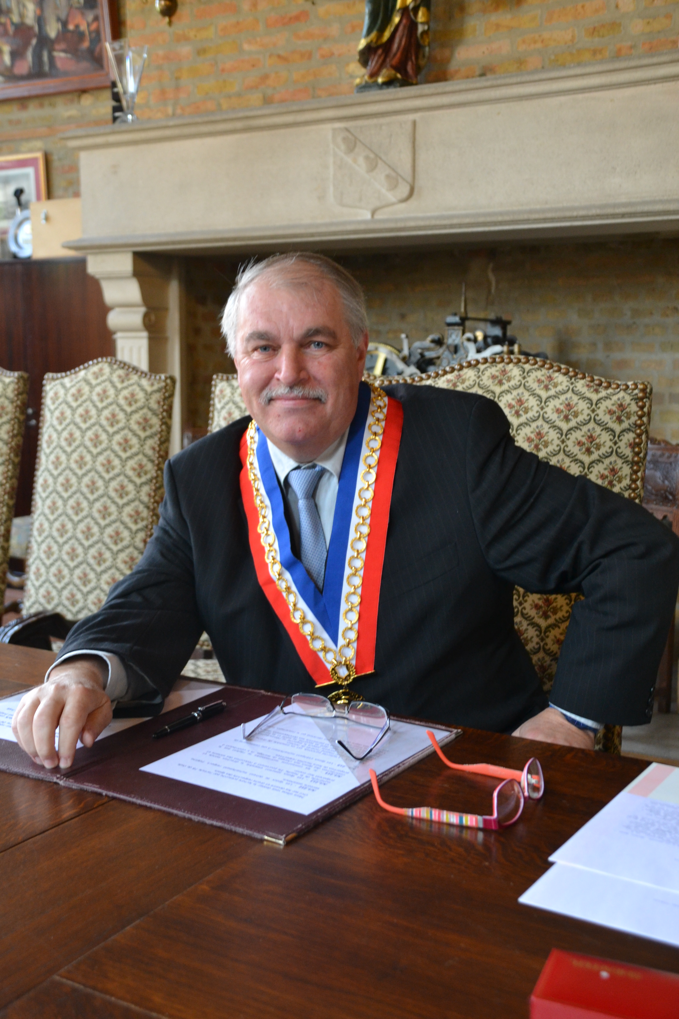 Hervé Saison, Chair of the Departmental Commission on Local Postal Presence (CDPPT) for the Nord department, and Mayor of Hondschoote