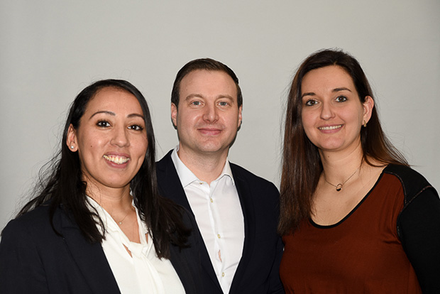 De gauche à droite : Ilham Himmes, chargée d’affaires, centre d'affaires entreprises de vaucluse, Christophe Mardelle, directeur du centre d’affaires entreprises de Vaulcuse, Sarah Casquet, assistante commerciale.