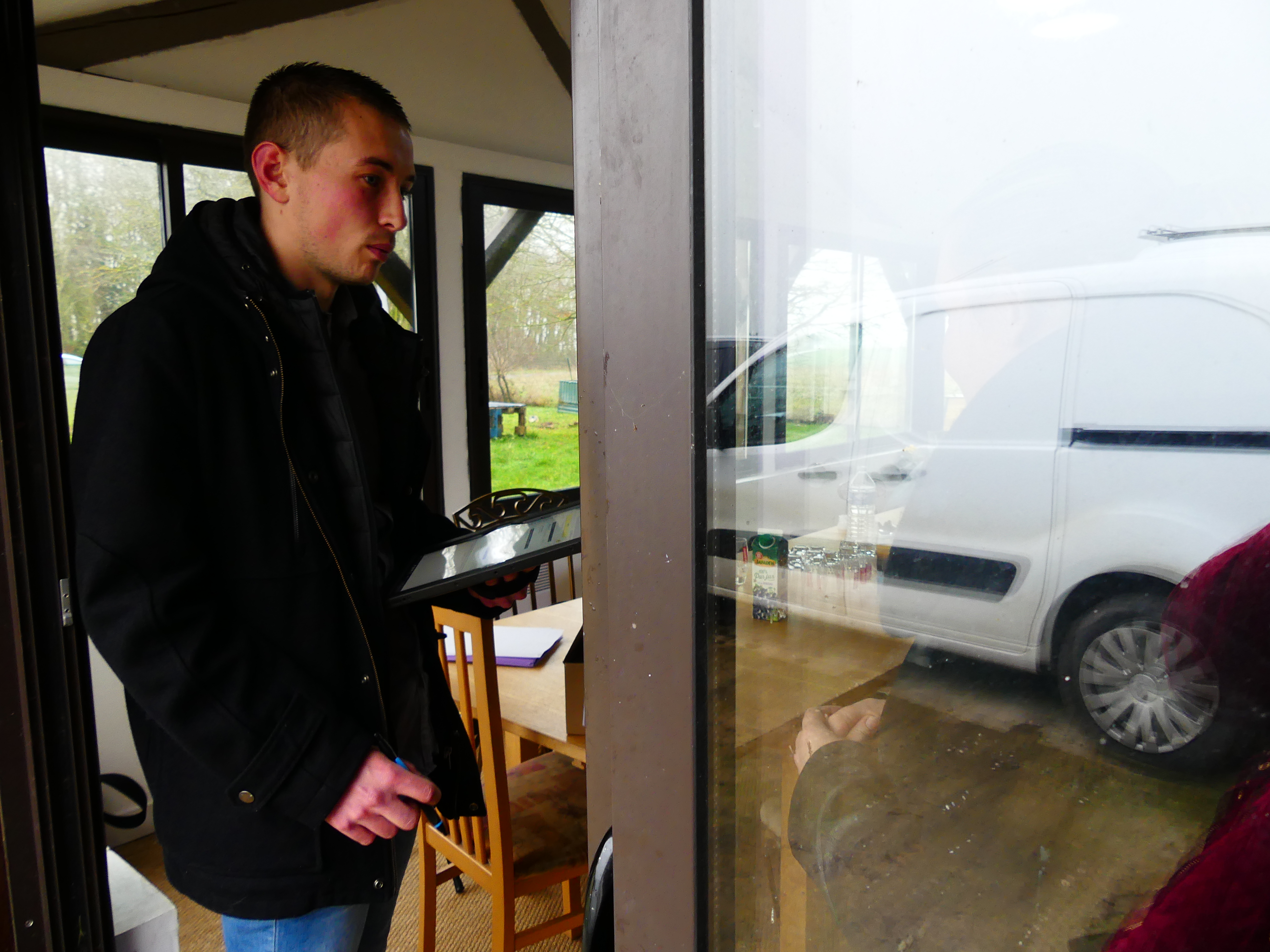 Rémi Bizet, Operations Manager at SOliHA, performs energy assessments at people’s homes, advises them and supports them in their home renovation projects.